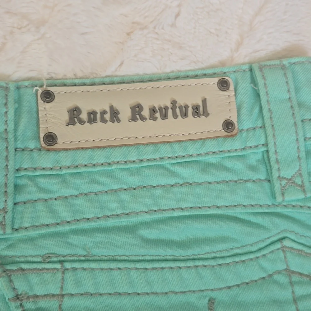 Rock Revival Women's Aqua Jean Shorts Size 28 Women's - Picture 6 of 8